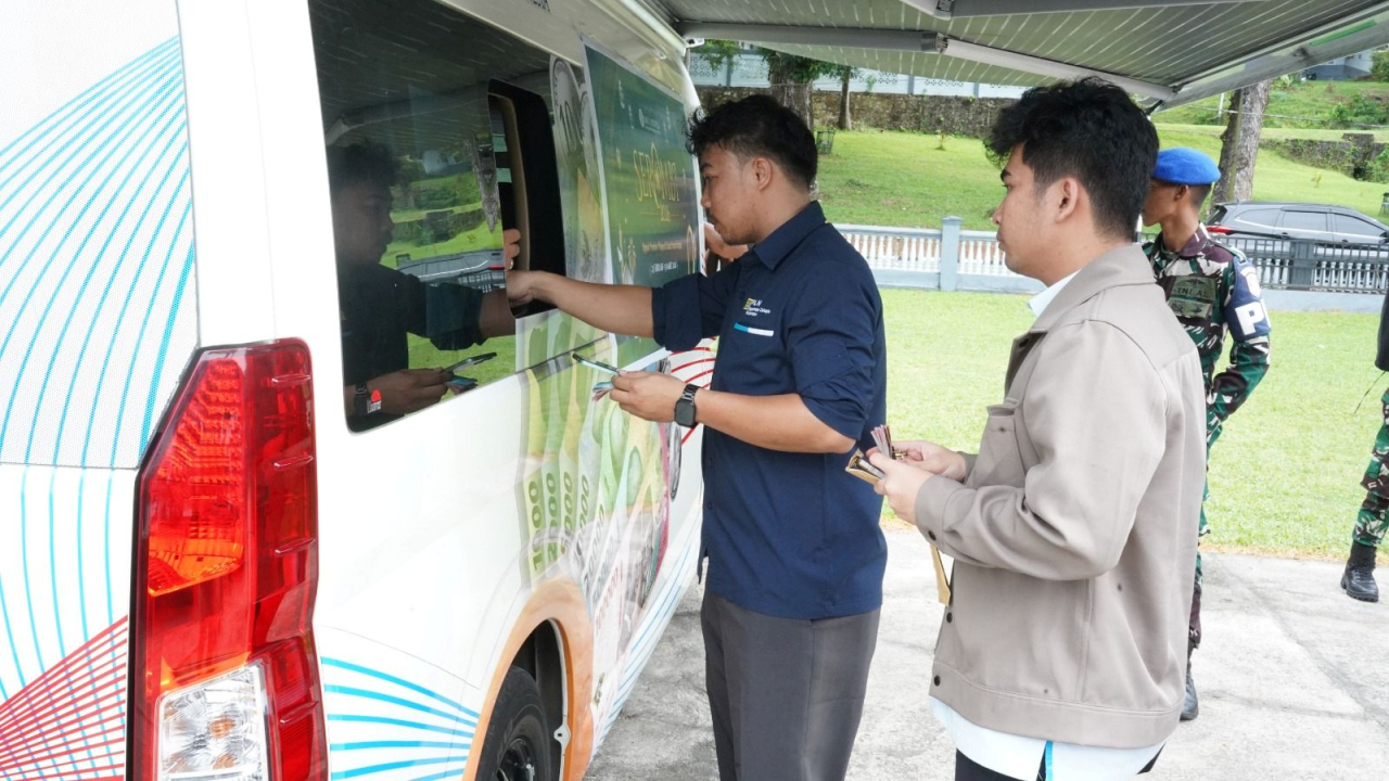 Jelang Idul Fitri 1447 H, Kodaeral IX Bersama Bank Indonesia Fasilitasi Penukaran Uang Baru