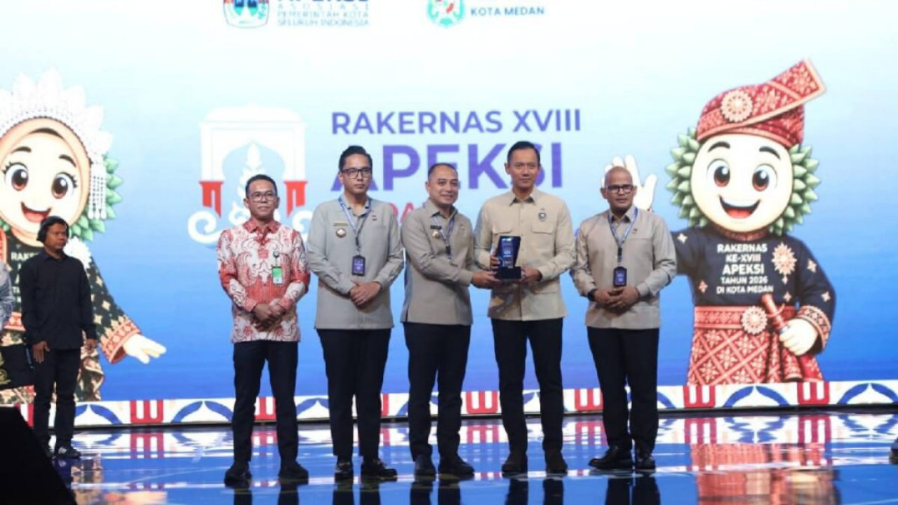 Cak Eri: Wali Kota se-Indonesia Siap Kawal Program Prabowo, PAD Surabaya Bisa Naik Rp400 Miliar