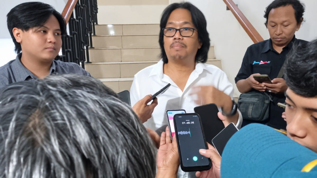 Budi Leksono imbau warga Surabaya tidak panik menghadapi isu gempa Megathrust
