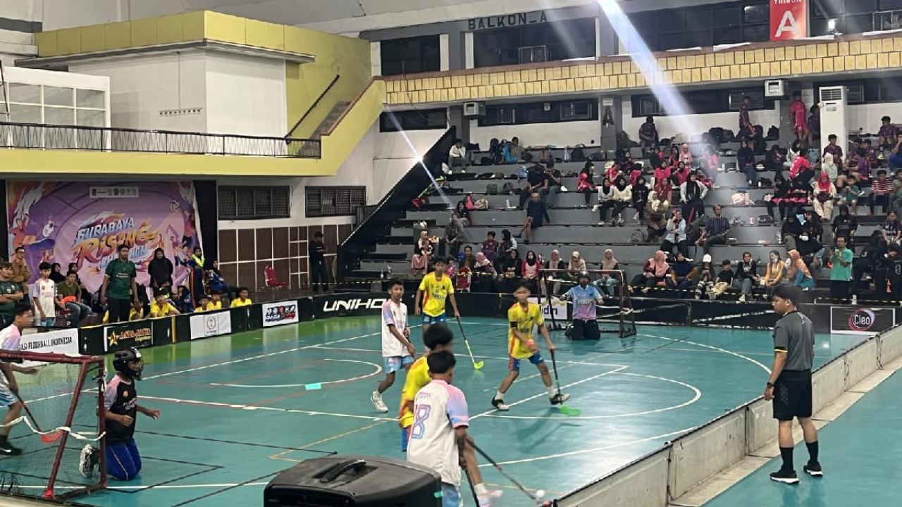 Pertandingan floorball Surabaya Rising Champion 2026 di Gelora Pancasila